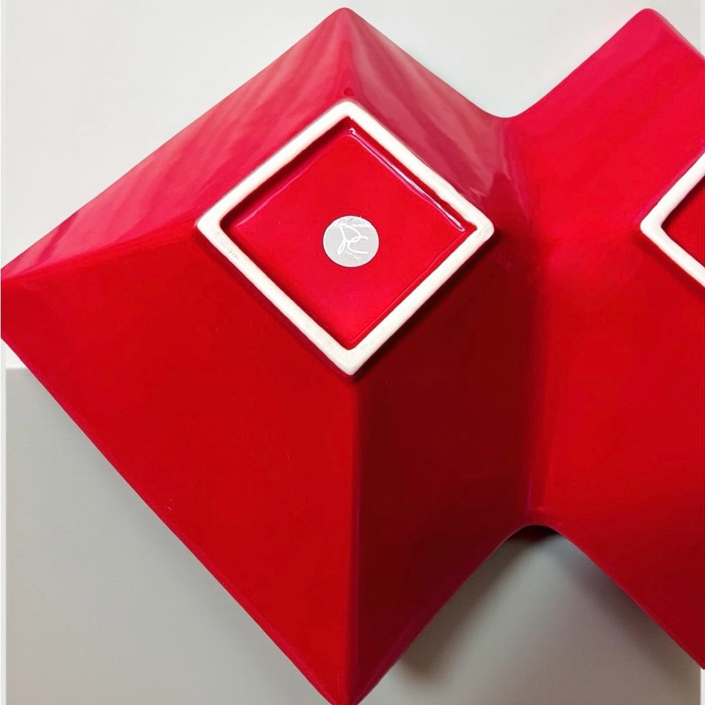 Red Geometric Ceramic Ashtray - Picture 5 of 16